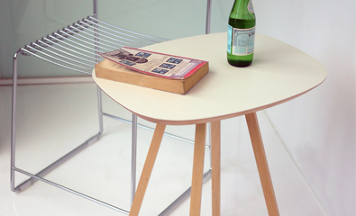 Simple side table 邊桌